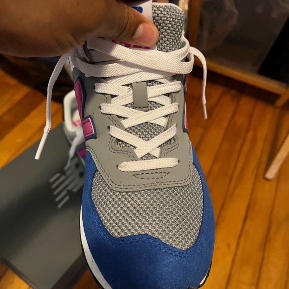 Men’s Size 10 New Balance - Picture 6 of 11